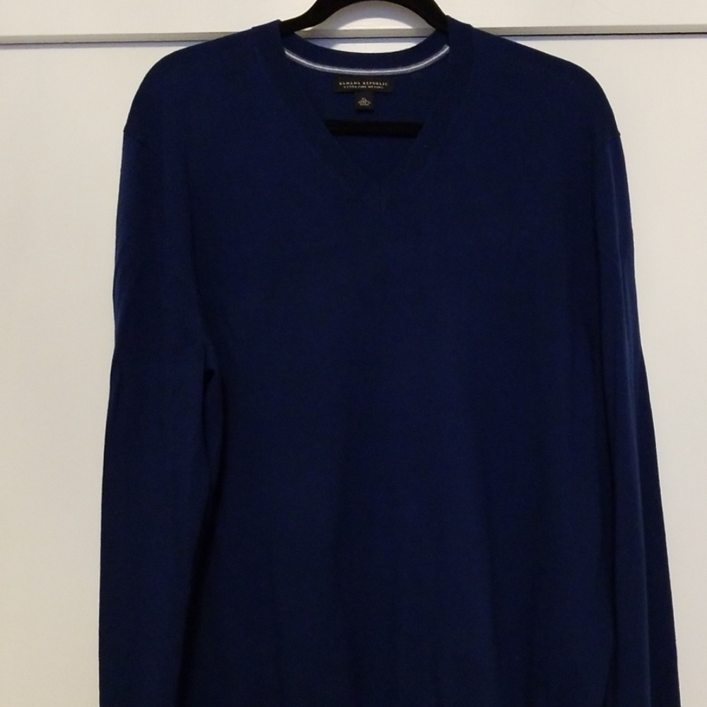 Banana Republic sweater